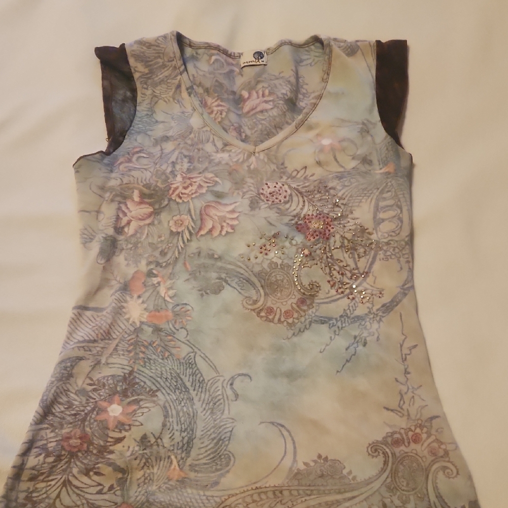 Emerald Floral V-Neck Top - Multicolor
